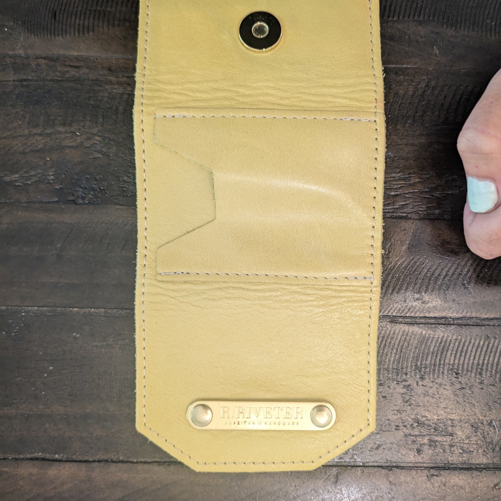 R. Riveter Yellow Leather Wallet - Picture 5 of 5